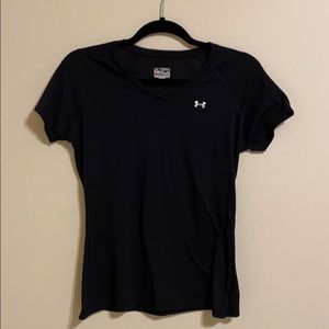 Black UnderArmour Heat Gear Athletic Top S EUC